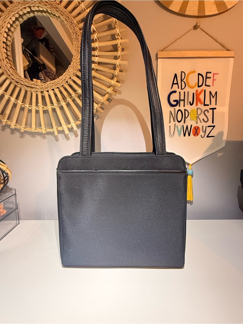 ✨Vintage 90s The Limited Black Nylon Shoulder Bag✨